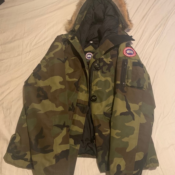 Canada Goose Jacket - Picture 1 of 1